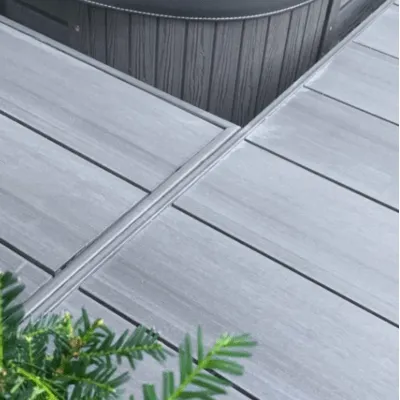 Hyperion Frontier Decking Range - Sample